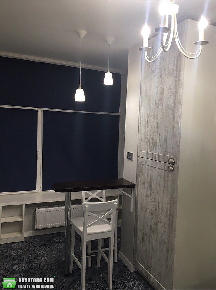 Rent out 1-room apartment. Киев,  Московский пр — photo 2