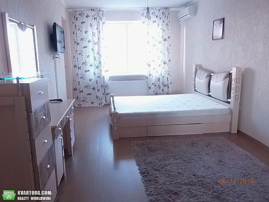 Rent out 3-room apartment. Киев,  Чоколовский бул — photo 7