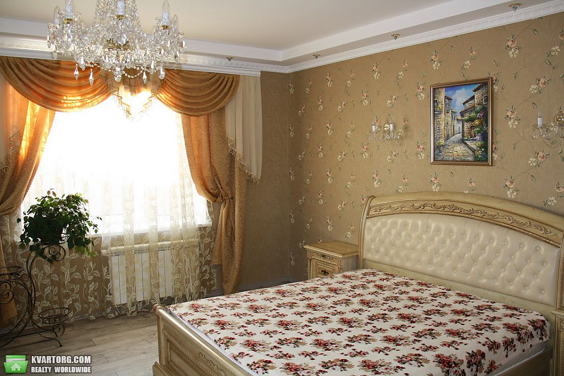 Rent out house. Киев,  Богатырская — photo 8