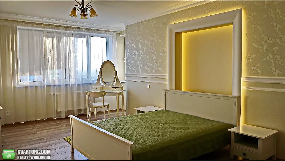 Rent out 4-room apartment. Киев, Шумского — photo 2