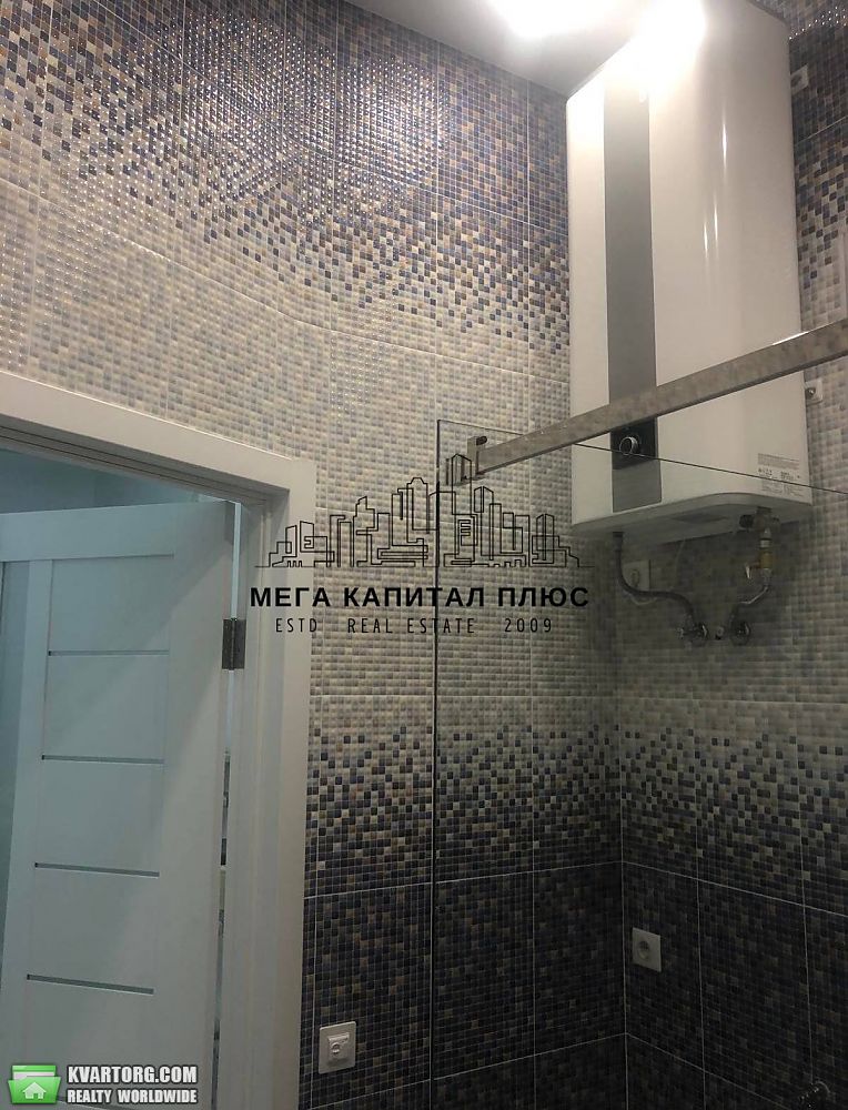 Rent out 1-room apartment. Киев,  Саксаганского — photo 9