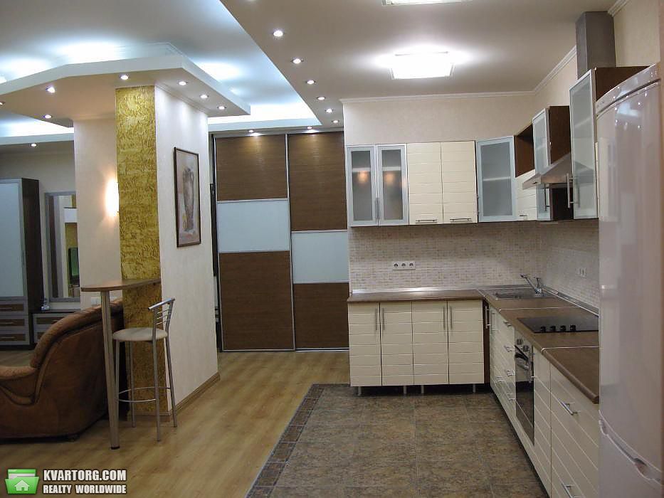 Rent out 3-room apartment. Киев,  Дмитриевская — photo 6