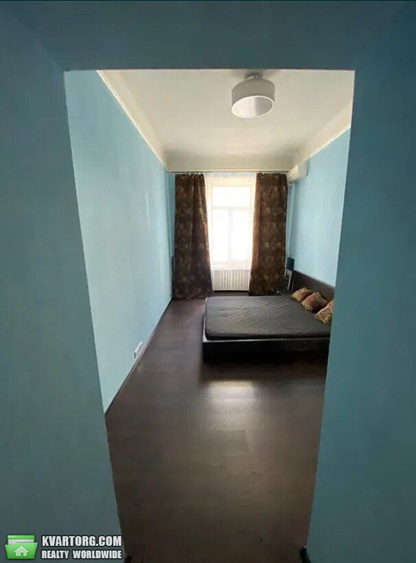 Rent out 2-room apartment. Киев,  Большая Васильковская — photo 3