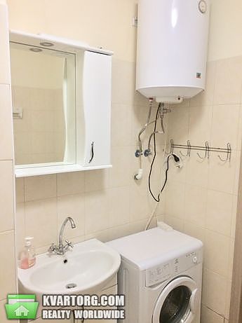 Rent out 2-room apartment. Киев,  Харьковское шоссе — photo 7