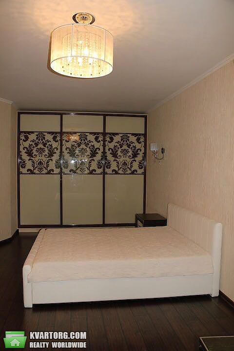 Rent out 1-room apartment. Киев,  Паньковская — photo 1
