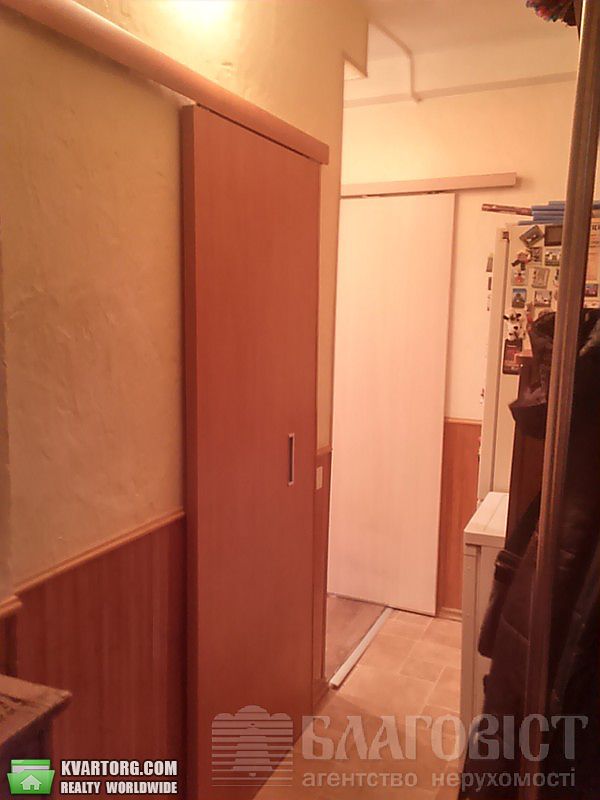 Sell 1-room apartment. Киев,  Лихачева — photo 10