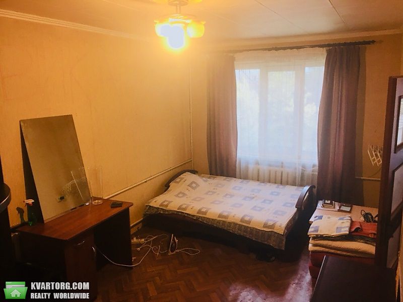 Sell 1-room apartment. Киев,  Набережно-Луговая — photo 2