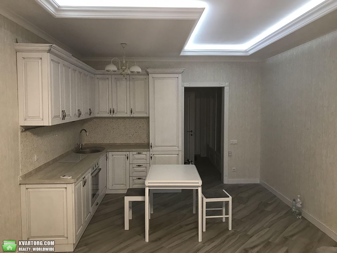 Rent out 1-room apartment. Киев,  Крейсера Авроры — photo 1