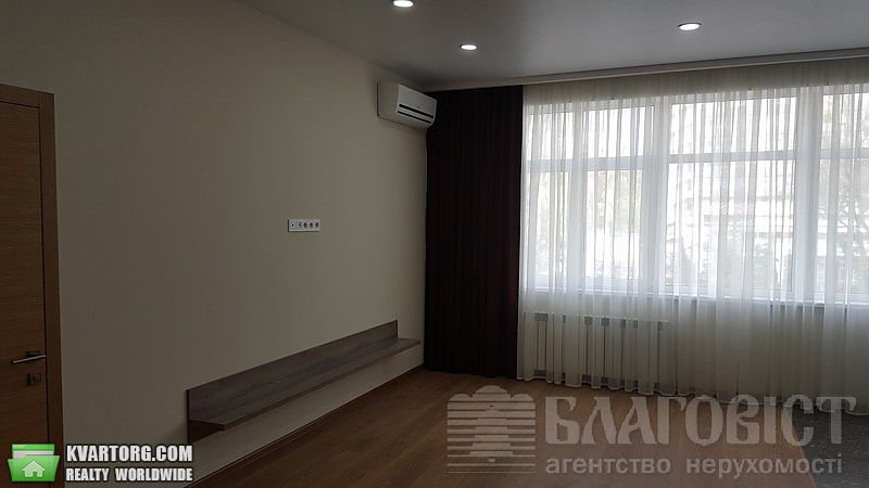 Sell 2-room apartment. Киев,  Гоголевская — photo 2