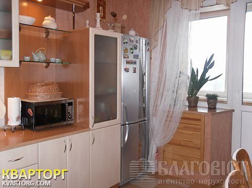 Sell 2-room apartment. Киев,  Автозаводская — photo 3
