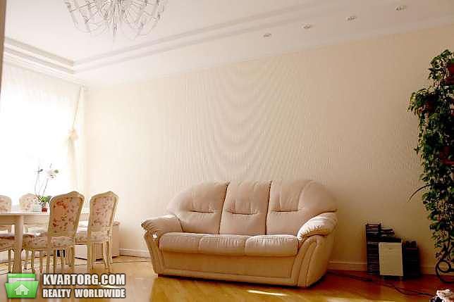 Rent out 3-room apartment. Киев,  Павловская — photo 5