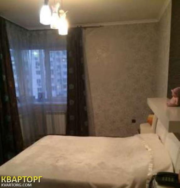 Sell 3-room apartment. Киев,  Бажана — photo 2