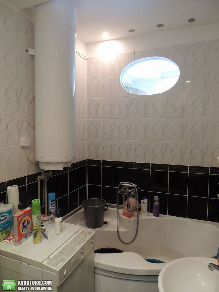 Sell 2-room apartment. Киев, Парковый спуск — photo 1