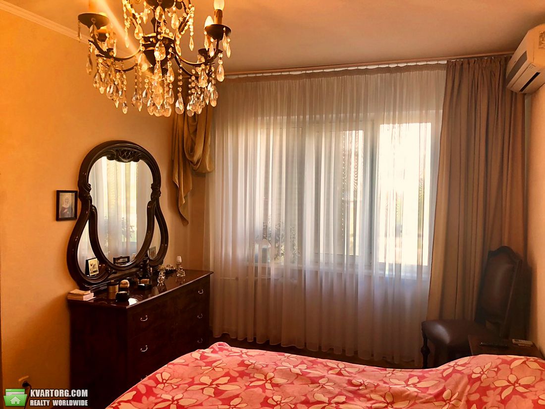 Sell 3-room apartment. Киев,  Харьковское шоссе — photo 6