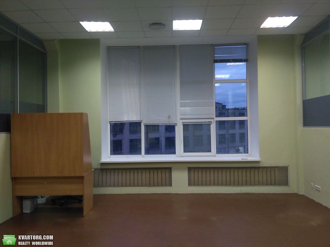 Rent out office. Киев,  Богдановская — photo 1