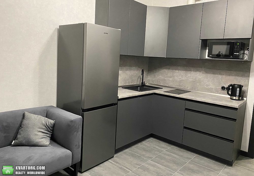 Sell 1-room apartment. Киев, Набережно-Рыбальская — photo 3