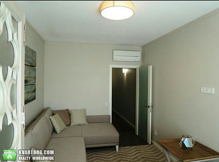 Rent out 3-room apartment. Киев,  Большая Васильковская — photo 7
