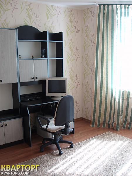 Sell 4-room apartment. Киев,  Харьковское шоссе — photo 3