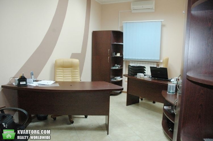 Sell office. Киев, Лаврская — photo 1