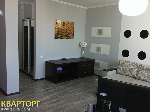 Rent out 1-room apartment. Киев,  Героев Сталинграда пр — photo 1