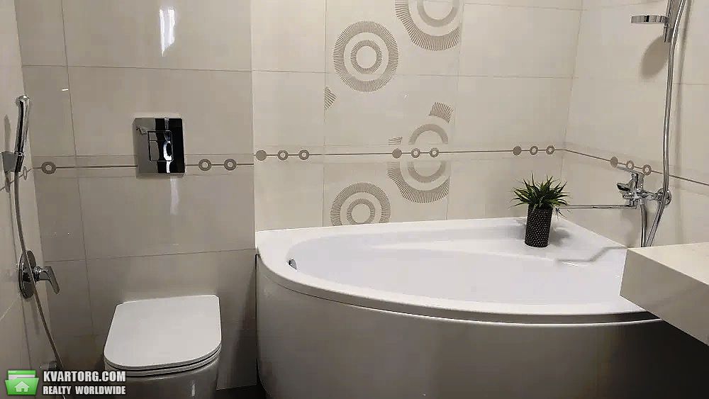 Rent out 2-room apartment. Львов, Залізнична — photo 8