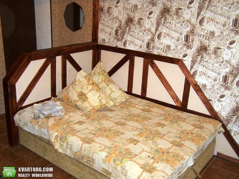 Rent out 1-room apartment. Киев,  Верховинная — photo 2
