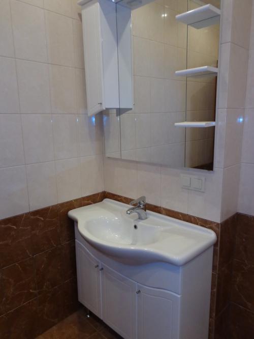 Rent out 1-room apartment. Киев, Эрнста — photo 3