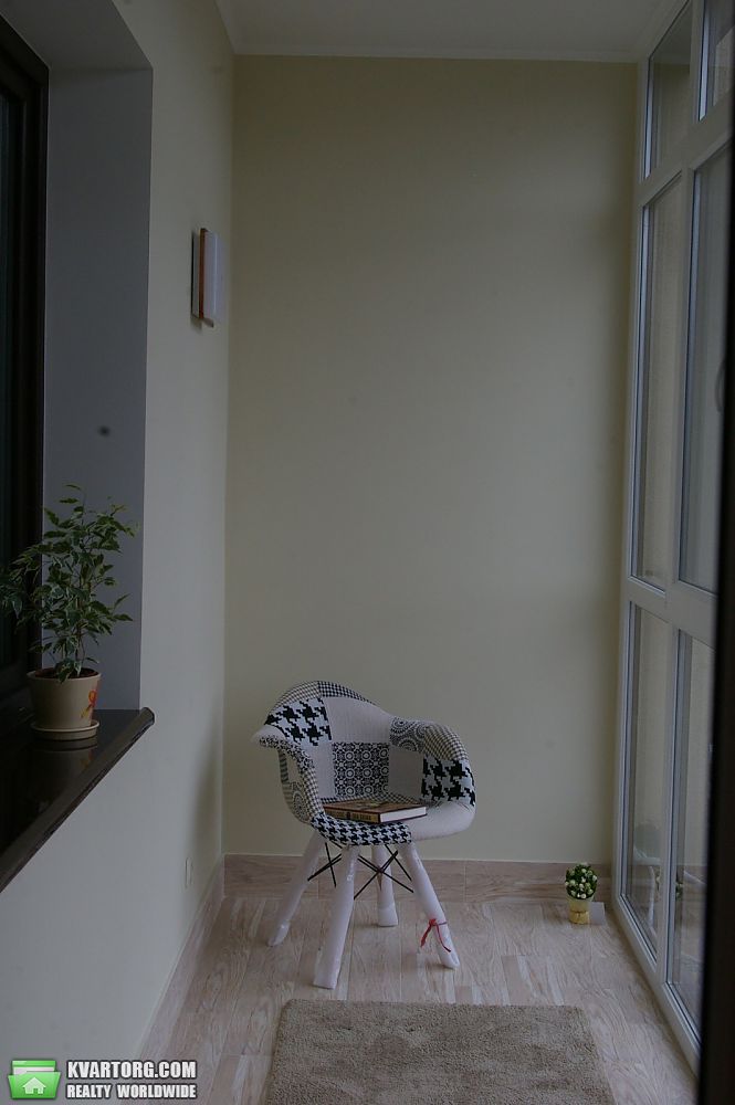 Rent out 3-room apartment. Киев,  Златоустовская — photo 10