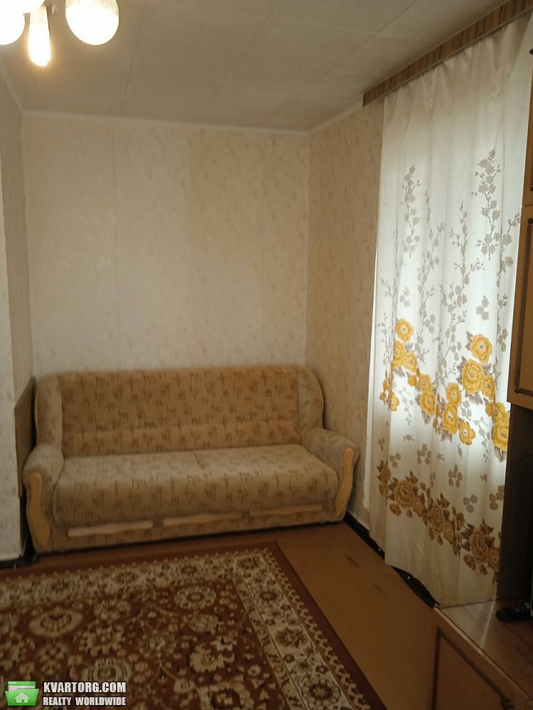 Rent out 1-room apartment. Киев,  Ватутина пр — photo 1