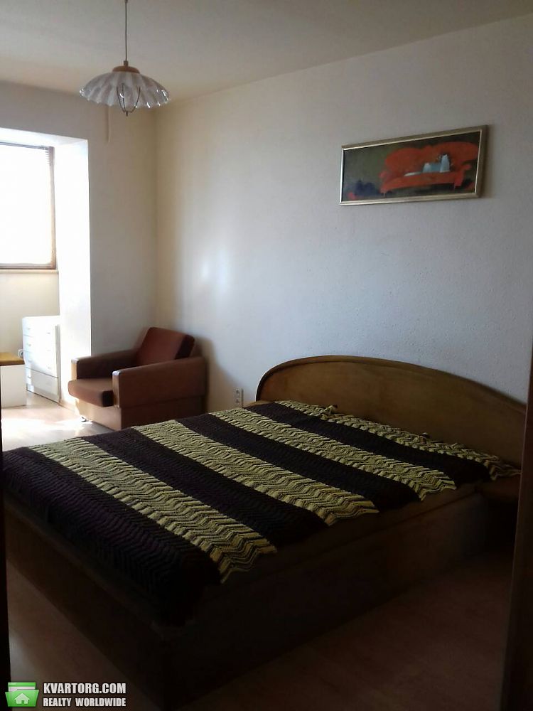 Rent out 2-room apartment. Киев,  Пожарского — photo 3