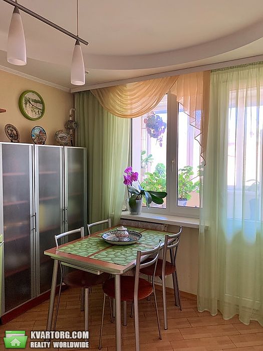 Sell 3-room apartment. Киев,  Ломоносова — photo 3