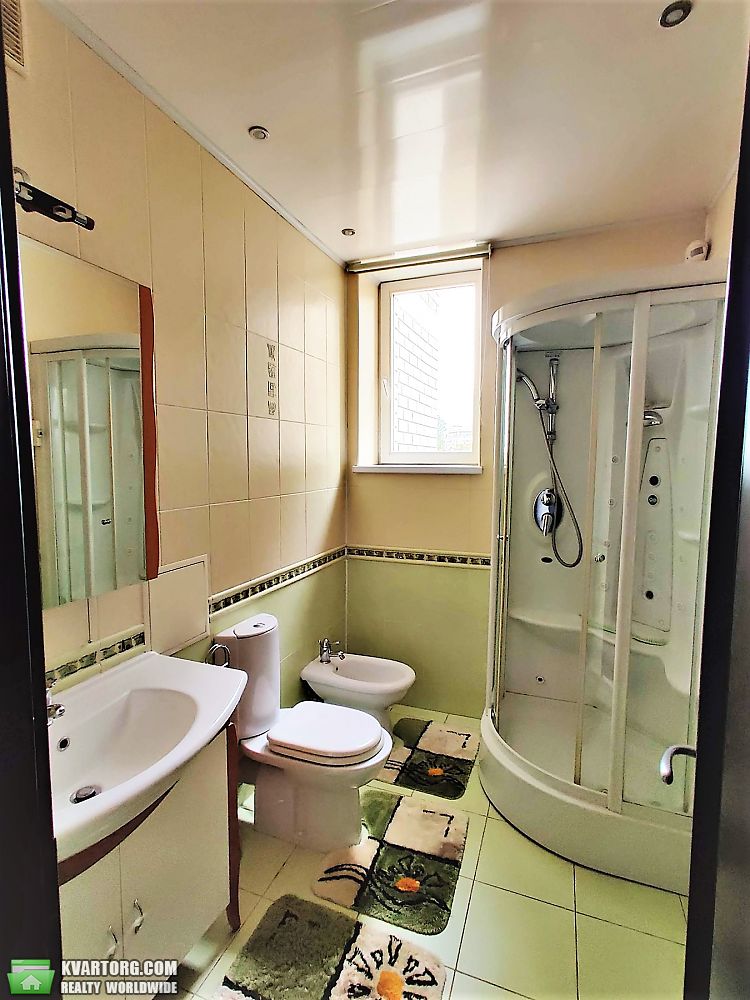 Rent out 2-room apartment. Киев,  Тычины пр — photo 10