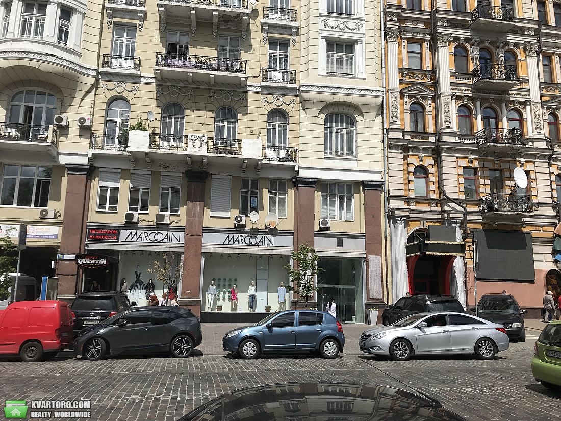 Rent out shop. Киев,  Богдана Хмельницкого — photo 1