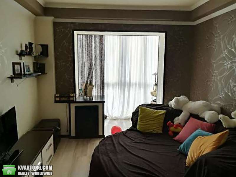 Sell 2-room apartment. Киев,  Вернадского бул — photo 1