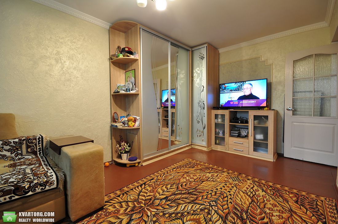 Sell 2-room apartment. Киевская обл., Шолом-Алейхема — photo 2
