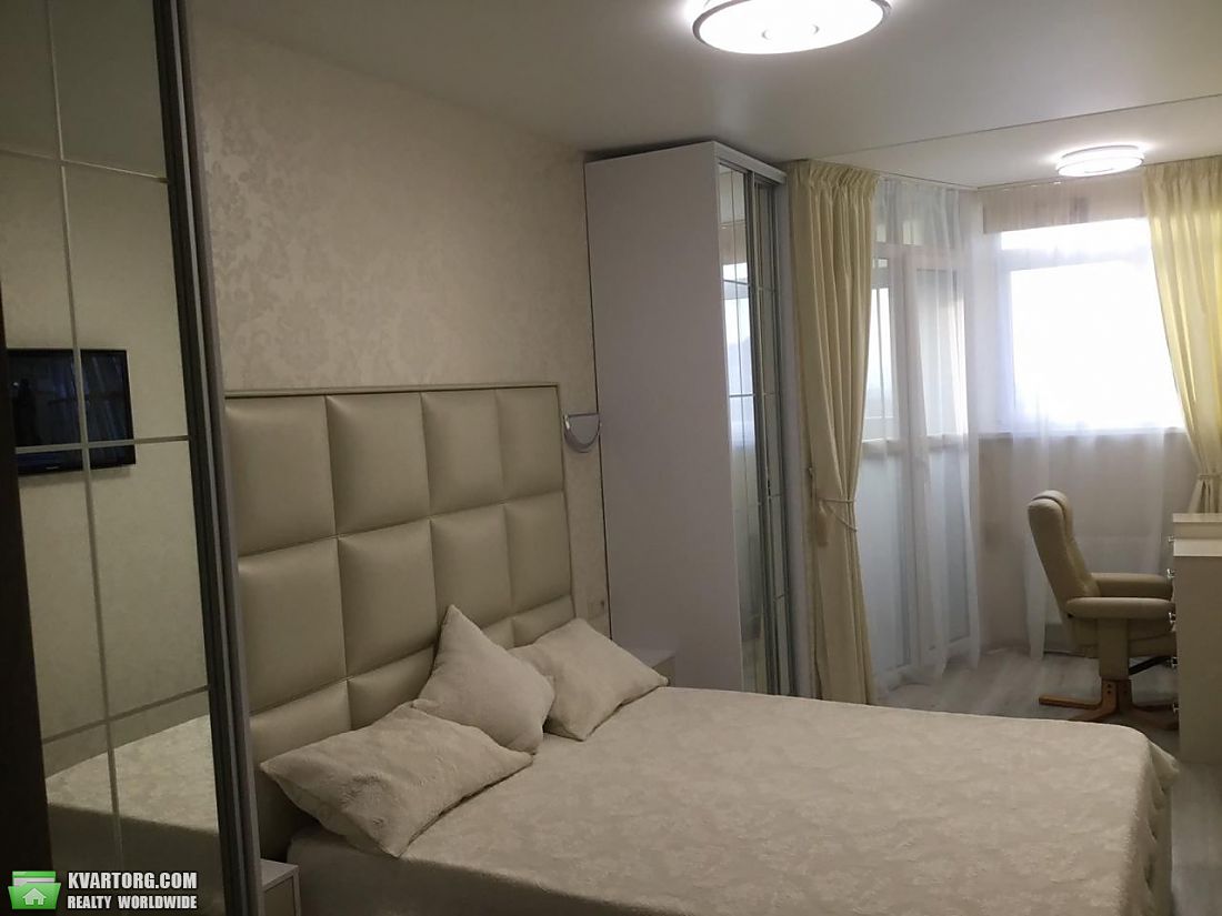 Rent out 3-room apartment. Киев,  Подвысоцкого — photo 4