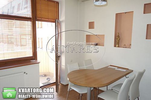 Rent out 3-room apartment. Киев,  Павловская — photo 4