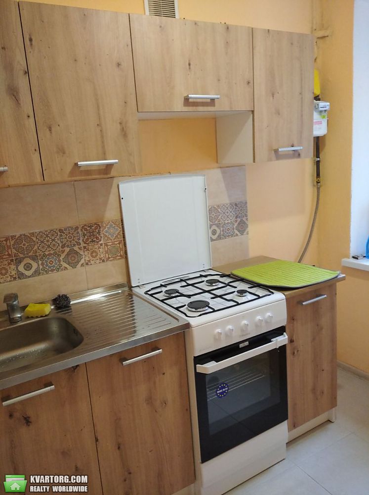 Rent out 1-room apartment. Ивано-Франковск, вул. Довженка — photo 1