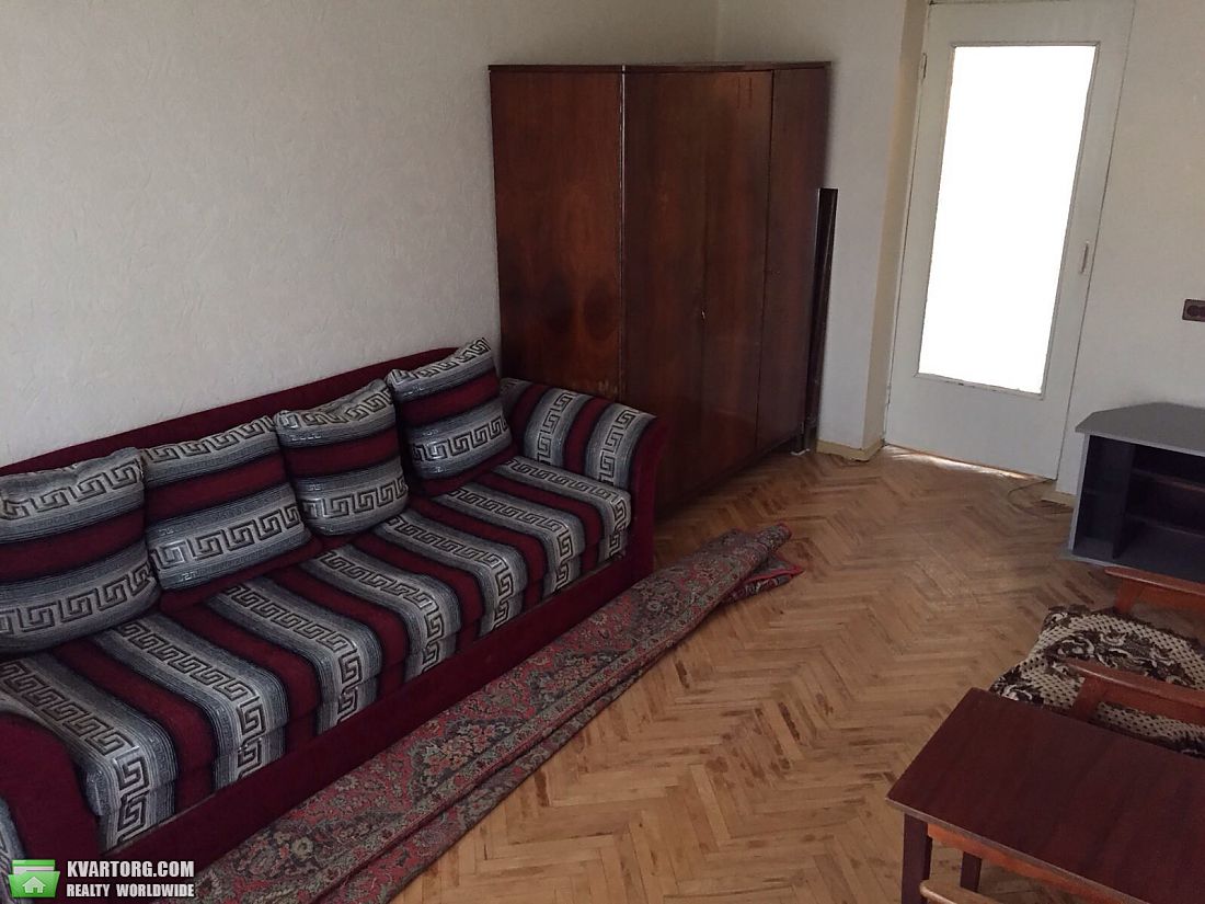 Rent out 1-room apartment. Киев,  Курчатова — photo 1