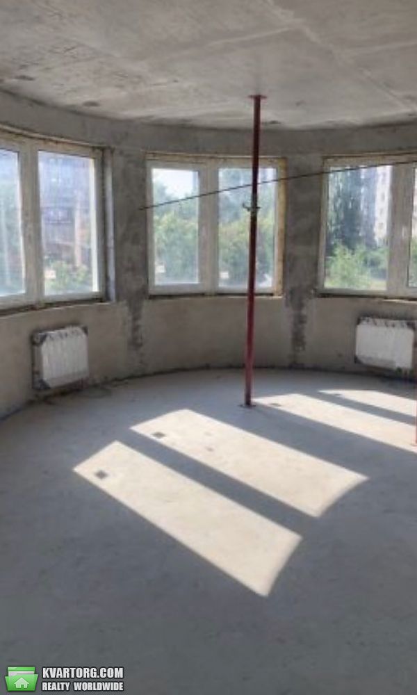 Sell 2-room apartment. Киев,  Новомостицкая — photo 1