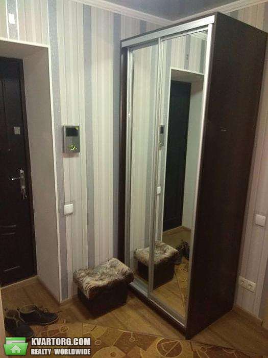 Rent out 1-room apartment. Киев,  Жмеринская — photo 3