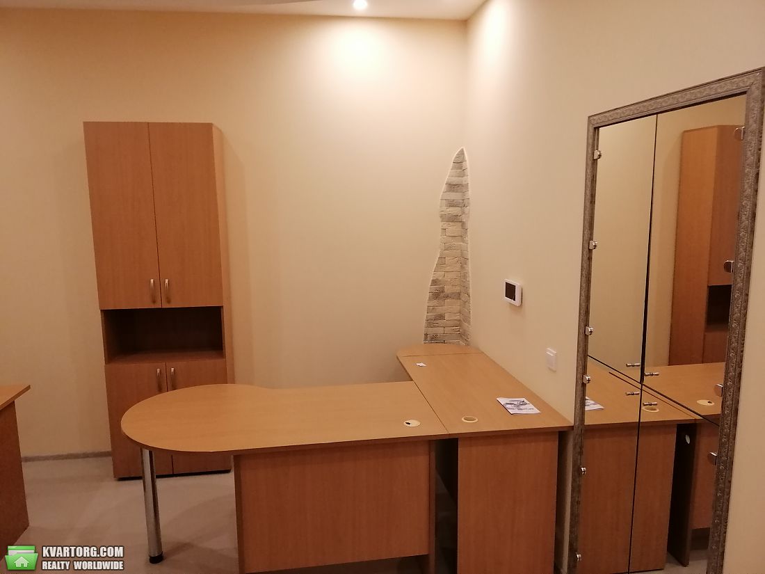 Rent out office. Киев,  Грушевского — photo 2