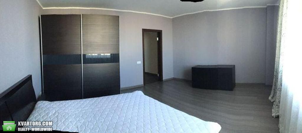 Rent out 3-room apartment. Киев,  Луначарского — photo 10