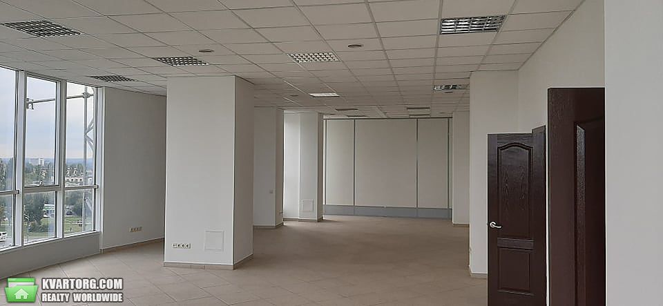 Rent out office. Киев,  Харьковское шоссе — photo 1