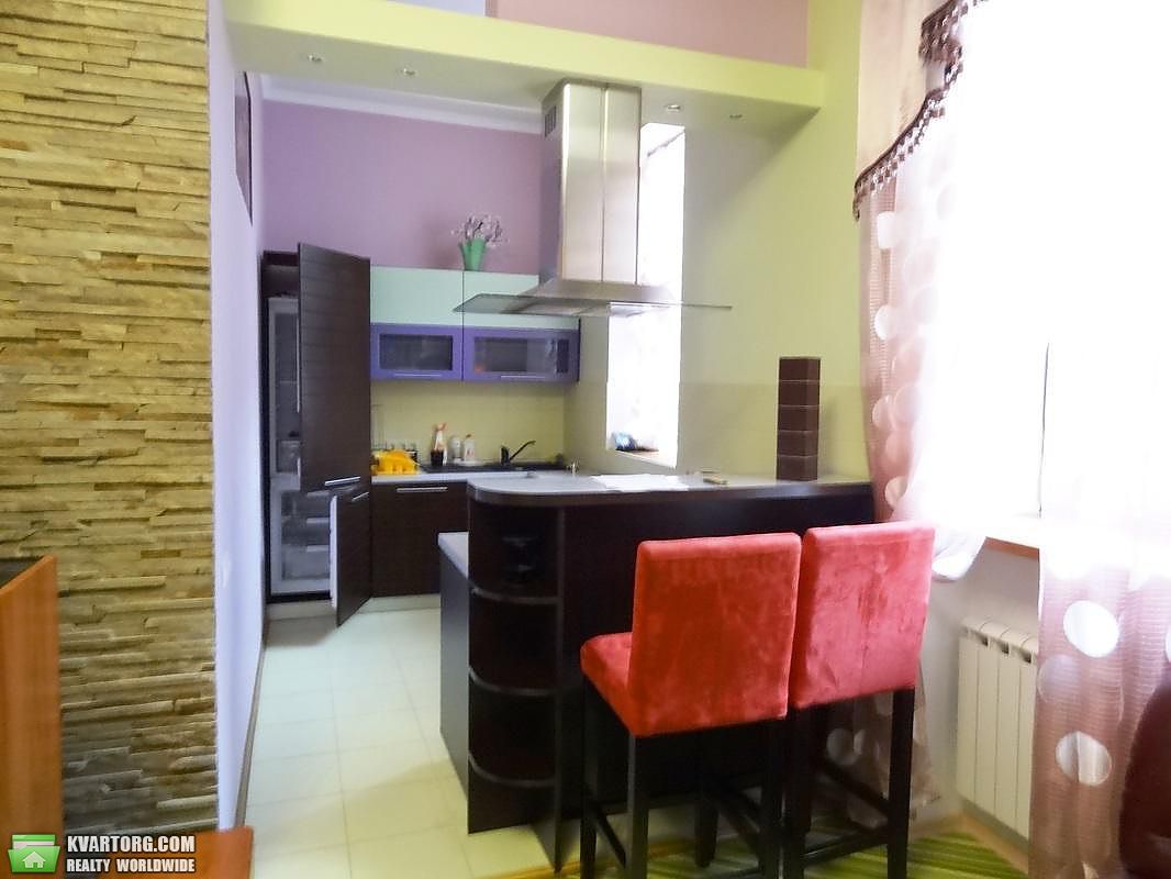 Rent out 2-room apartment. Киев, Франка Ивана — photo 1