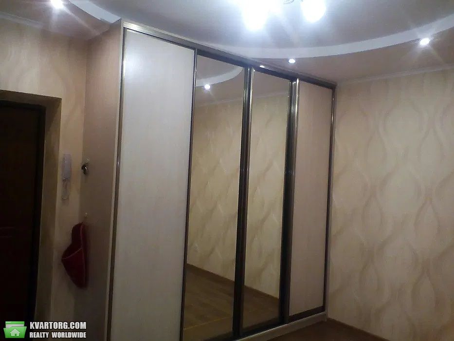 Rent out 1-room apartment. Львов, Демнянська — photo 4
