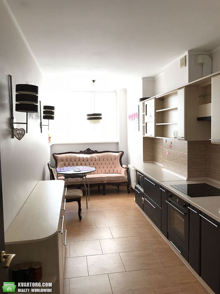Rent out 1-room apartment. Киев,  Кадетский Гай — photo 8