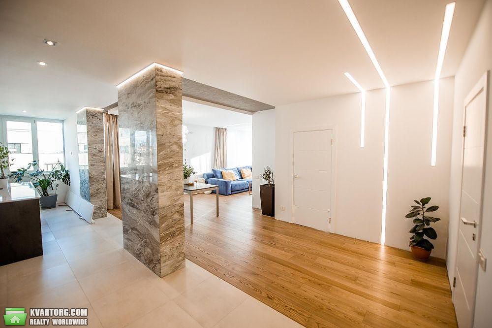 Sell 4-room apartment. Киев,  Конева — photo 5