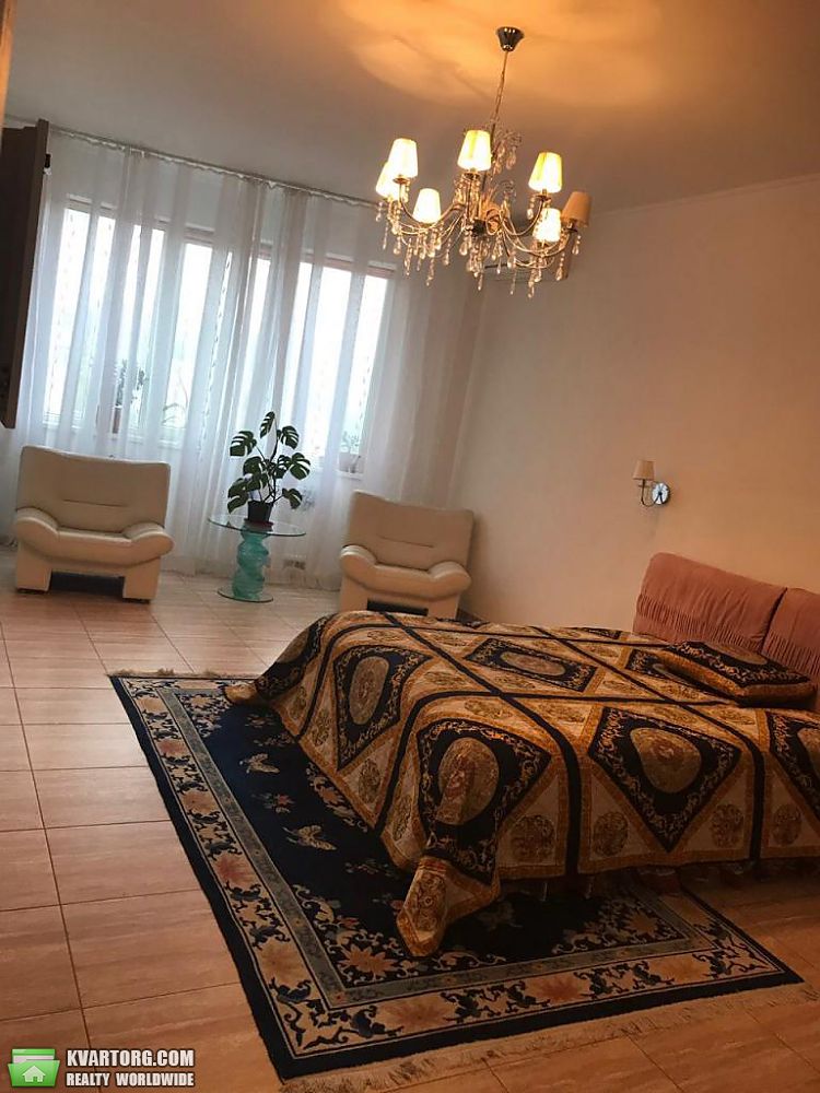 Rent out 2-room apartment. Киев,  Механизаторов — photo 4