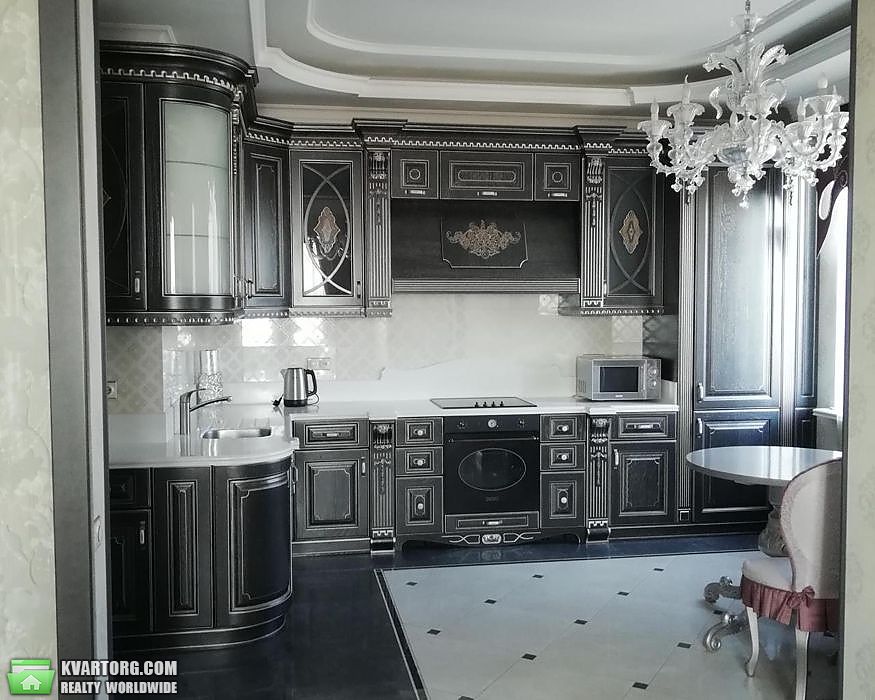 Rent out 3-room apartment. Киев, Дмитриевская — photo 1